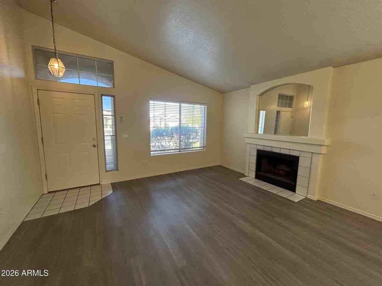 51 N Del Pueblo Pl - Photo 3 of 22