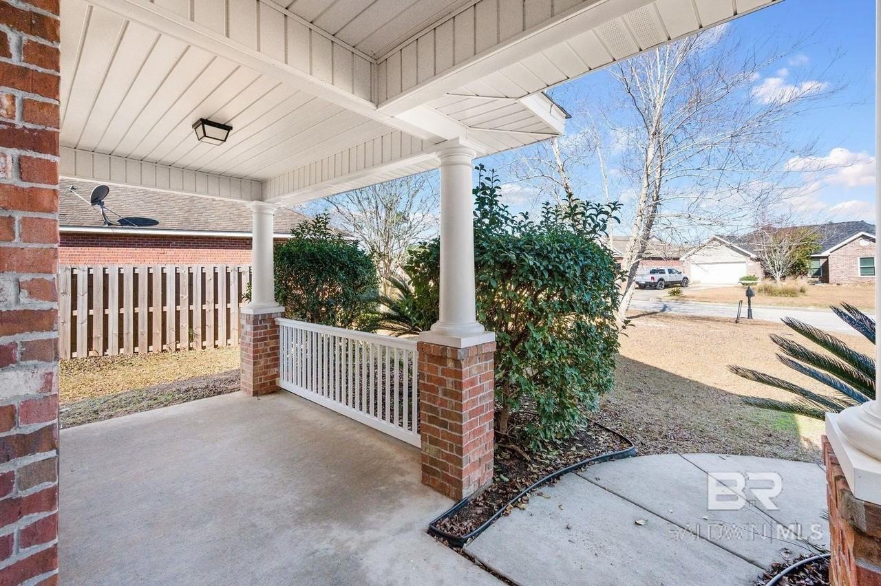 3216 Bellingrath Dr - Photo 2 of 9