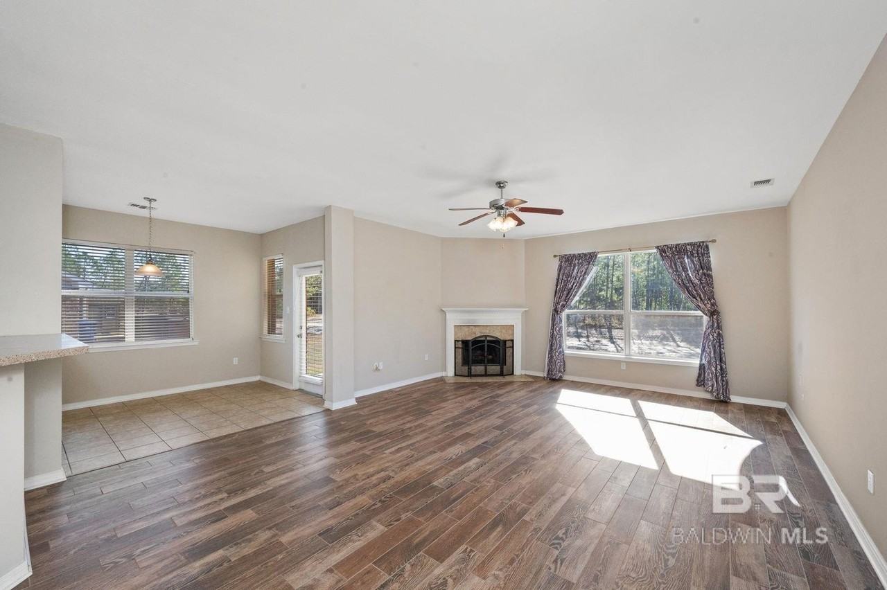 3216 Bellingrath Dr - Photo 3 of 9