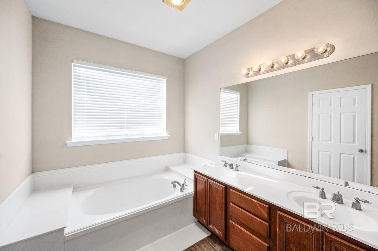 3216 Bellingrath Dr - Photo 7 of 9