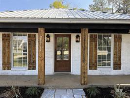featured image of 28712 Canal Rd