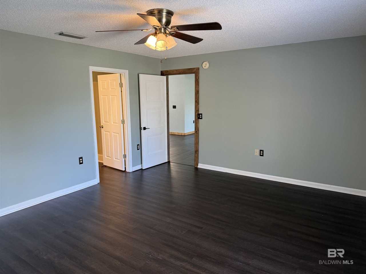 28712 Canal Rd - Photo 7 of 23