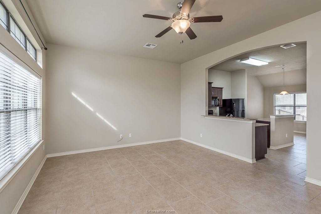 2020 Turning Leaf Dr - Photo 2 of 18