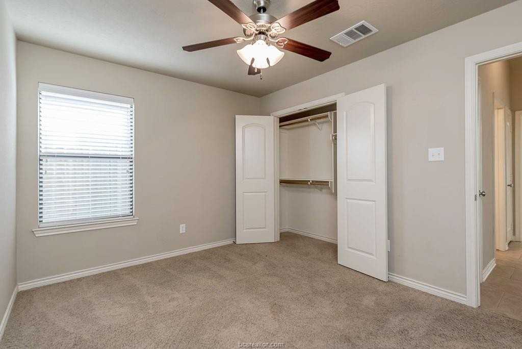 2020 Turning Leaf Dr - Photo 5 of 18