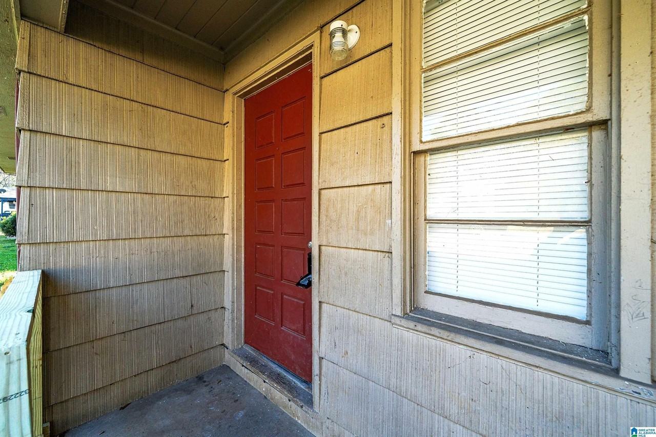 832 Alden Ave - Photo 5 of 22