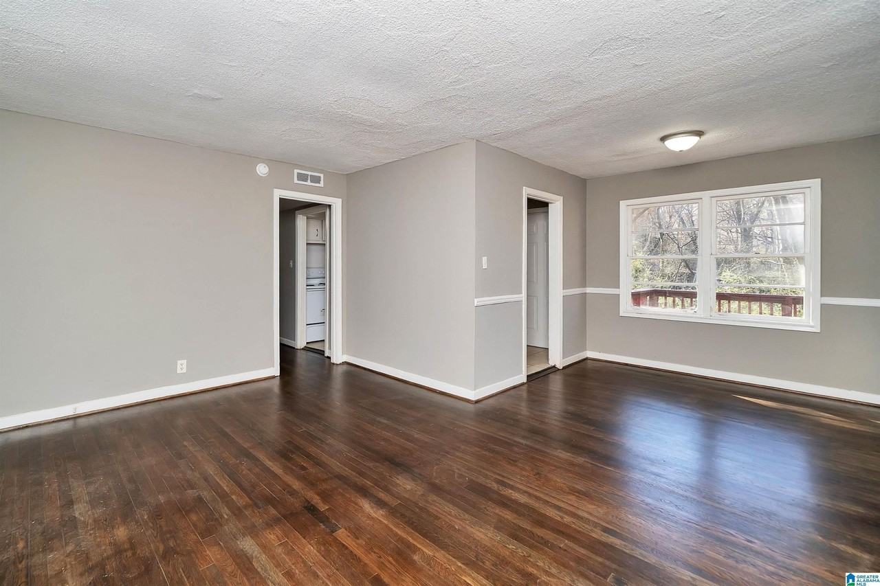 832 Alden Ave - Photo 7 of 22