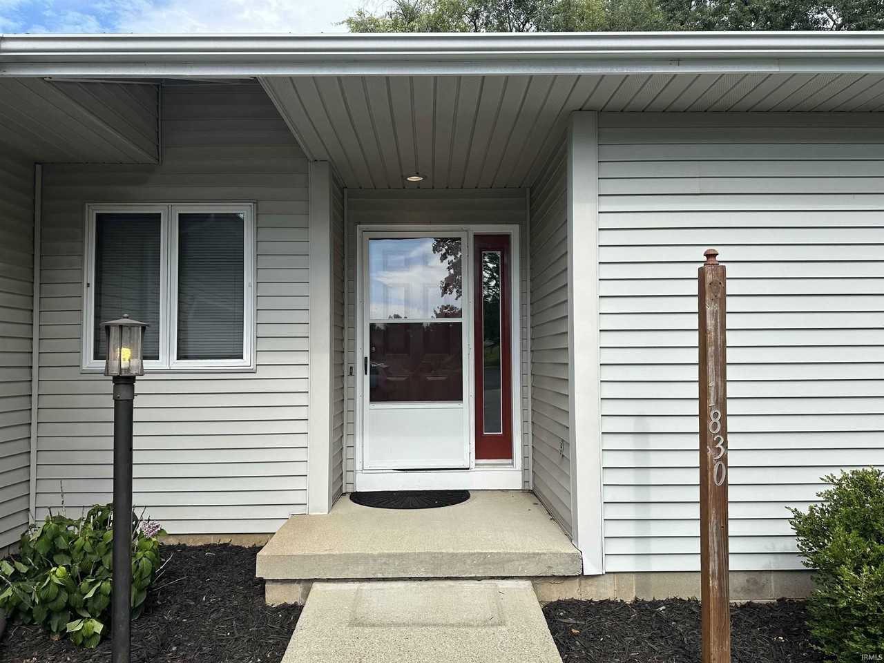 1830 E Thornton Dr - Photo 2 of 33