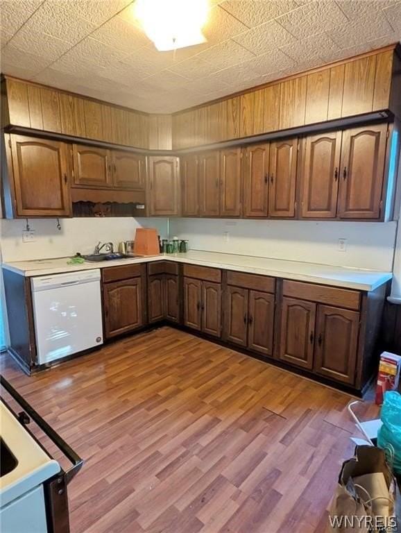 104 Prospect Ave - Photo 3 of 12