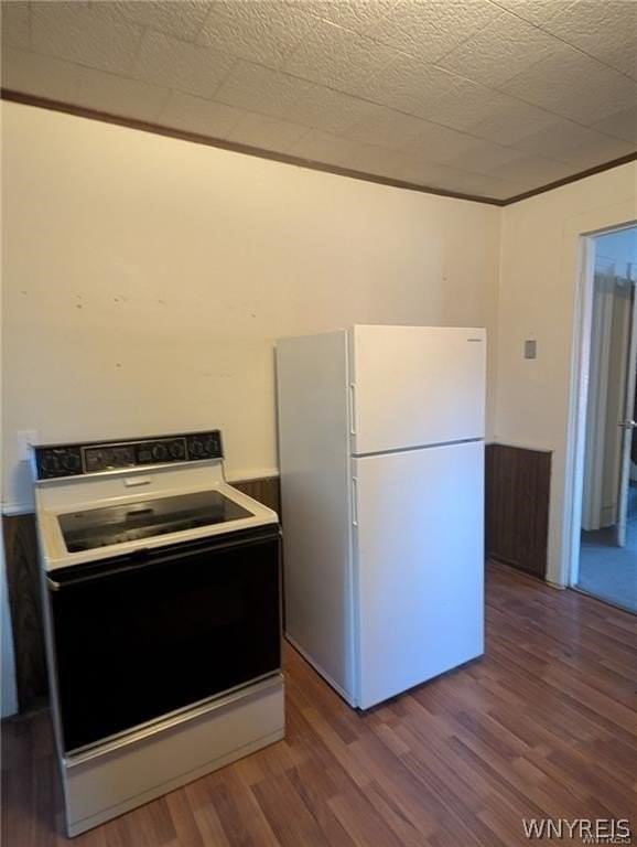 104 Prospect Ave - Photo 5 of 12
