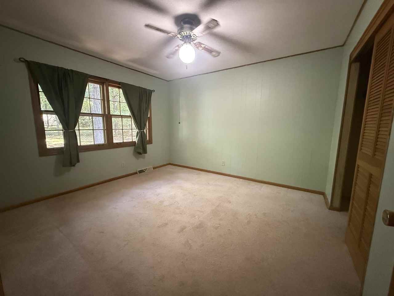 42 Nameoki Dr - Photo 4 of 15