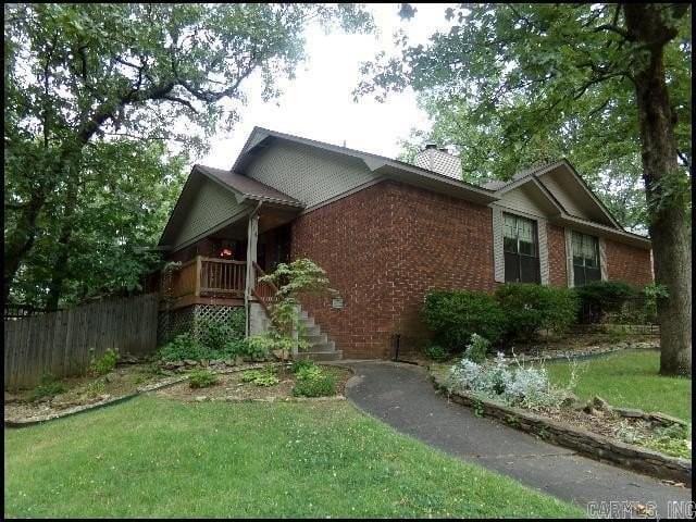 14 Woodlore Cir - Photo 2 of 16