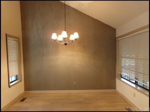 14 Woodlore Cir - Photo 6 of 16