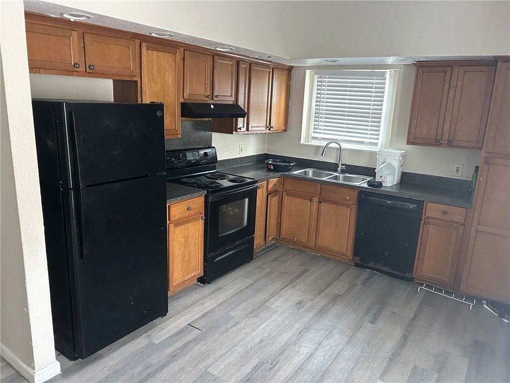 4210 Archdale Dr - Photo 4 of 8