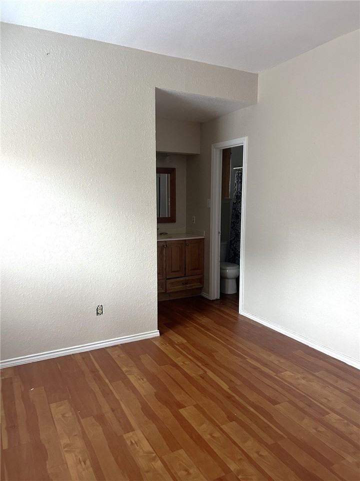 4210 Archdale Dr - Photo 5 of 8