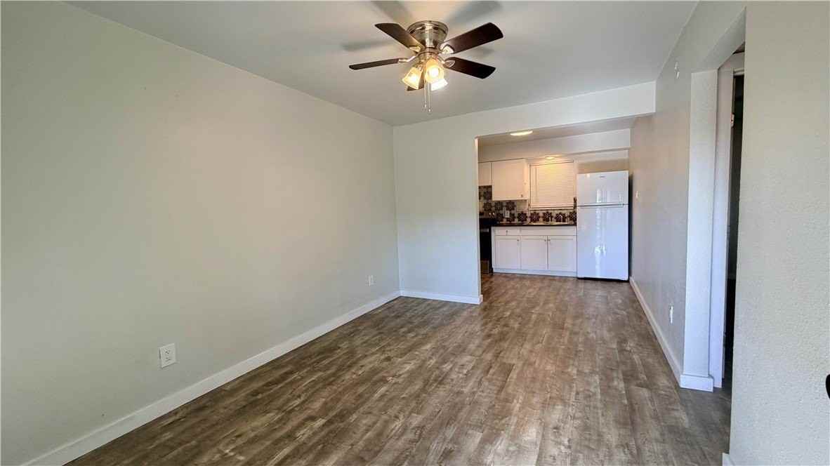 10654 Heizer Dr #3 - Photo 3 of 9