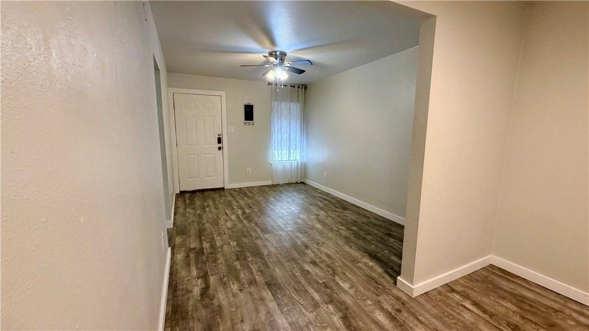 10654 Heizer Dr #3 - Photo 5 of 9