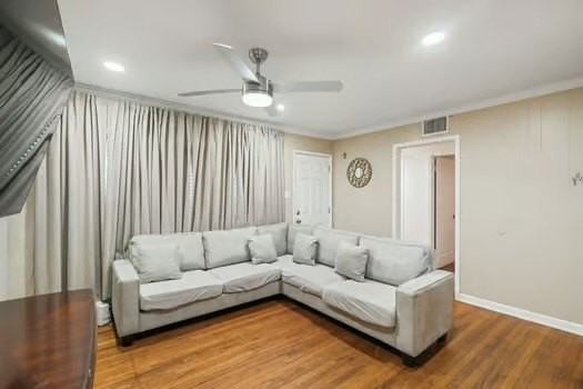 4714 Queen Dr - Photo 4 of 18