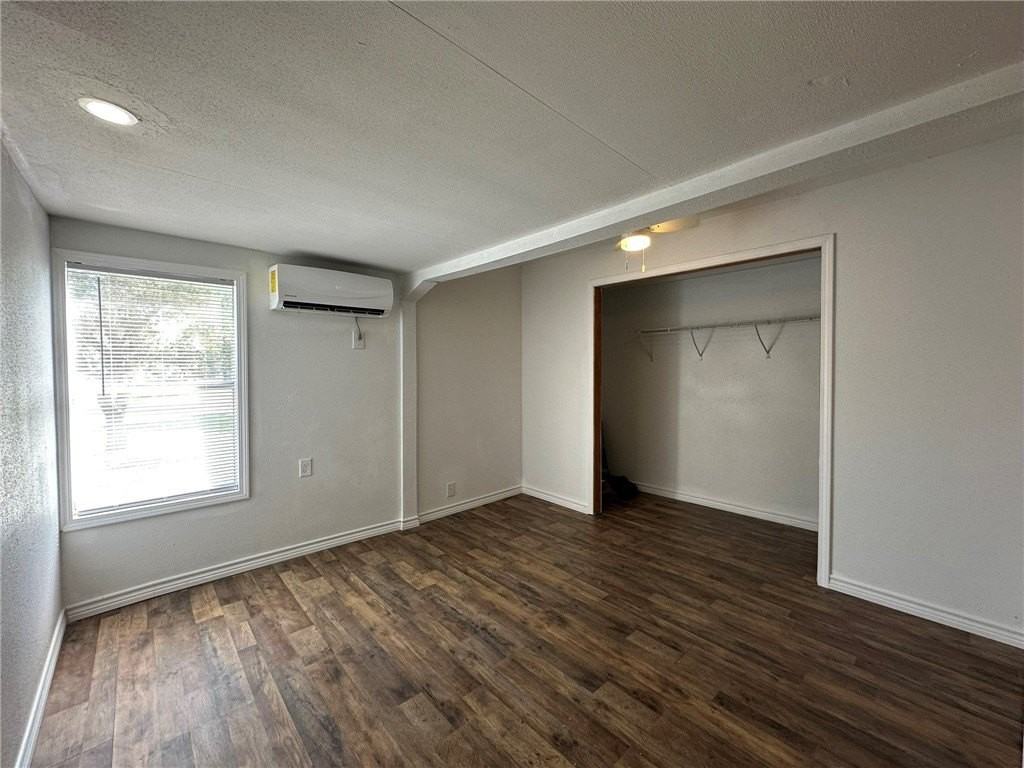 470 Hailey Rd - Photo 7 of 17