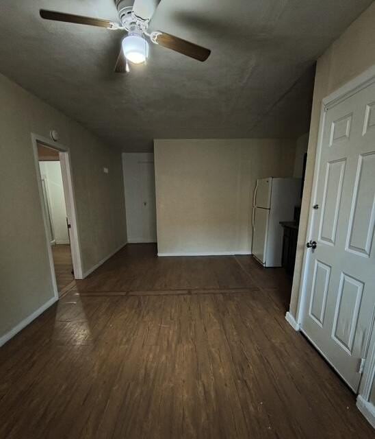 45435 Elm St - Photo 2 of 9