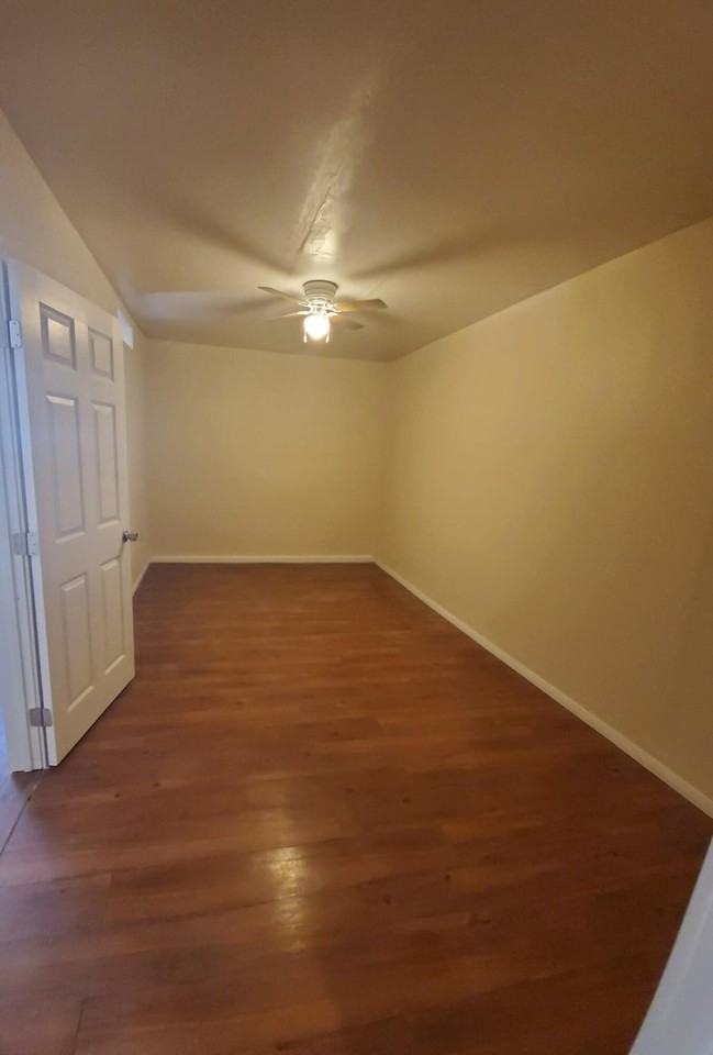45435 Elm St - Photo 5 of 9