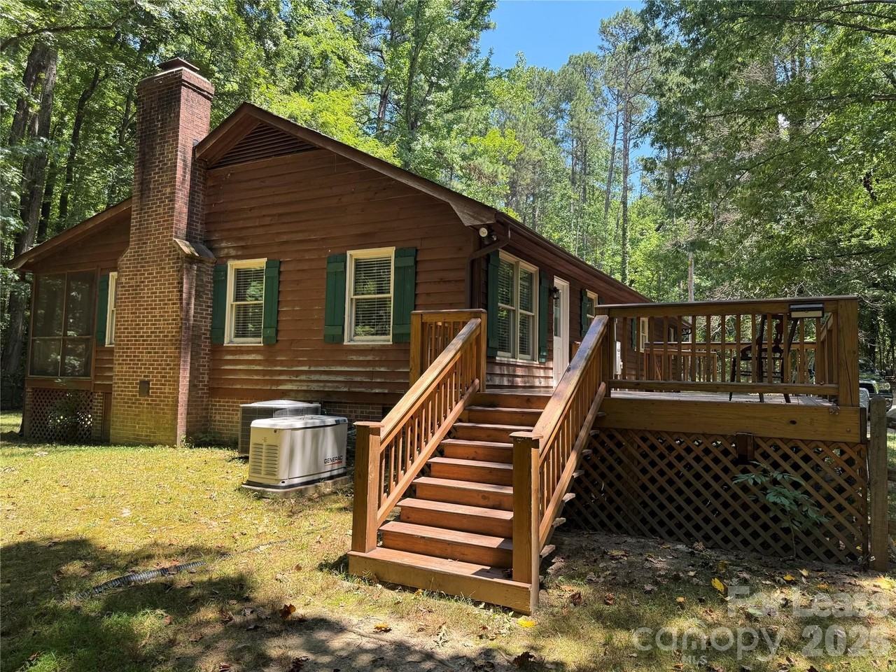 219 Lark Field Dr - Photo 5 of 26