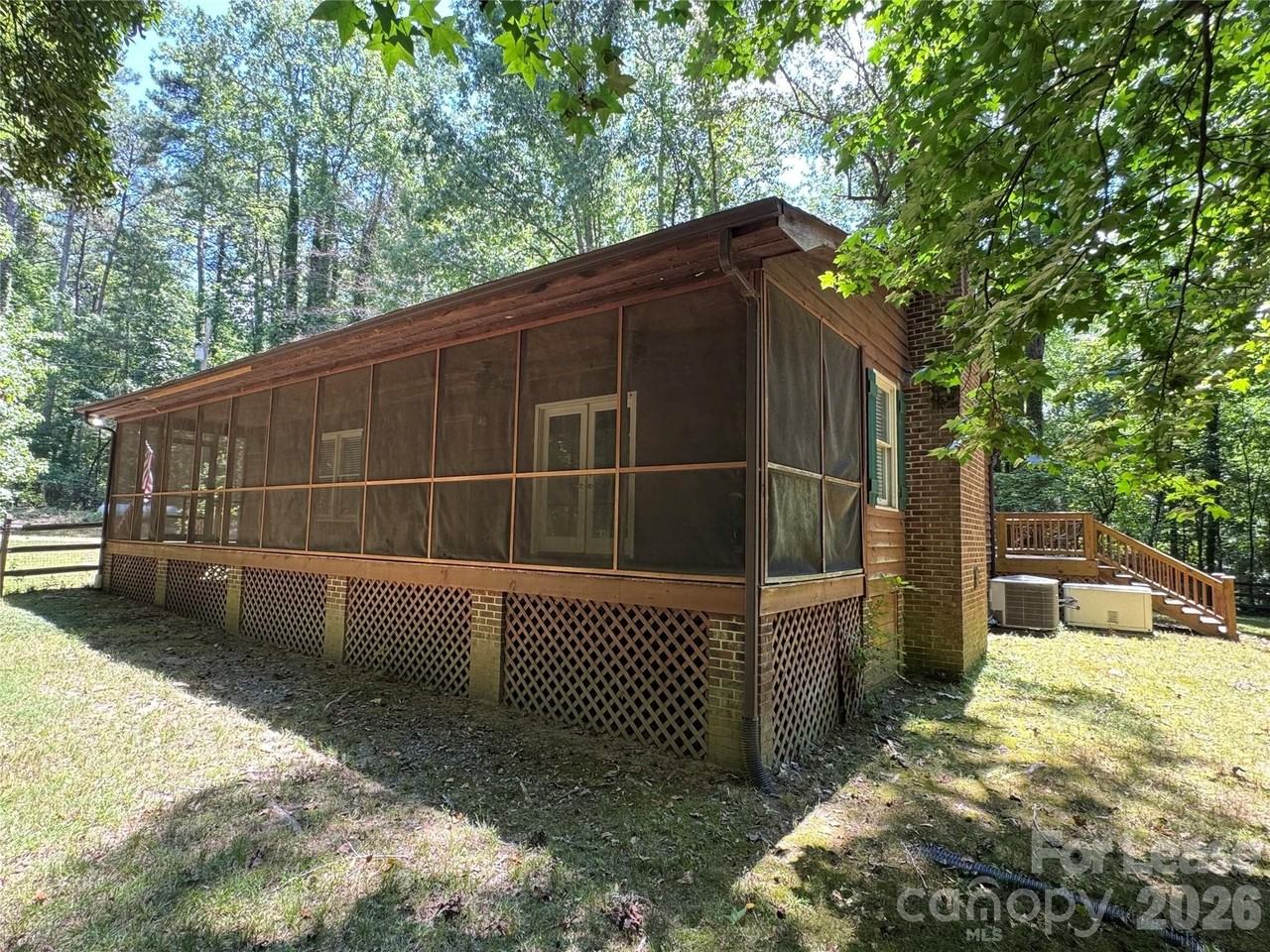 219 Lark Field Dr - Photo 6 of 26
