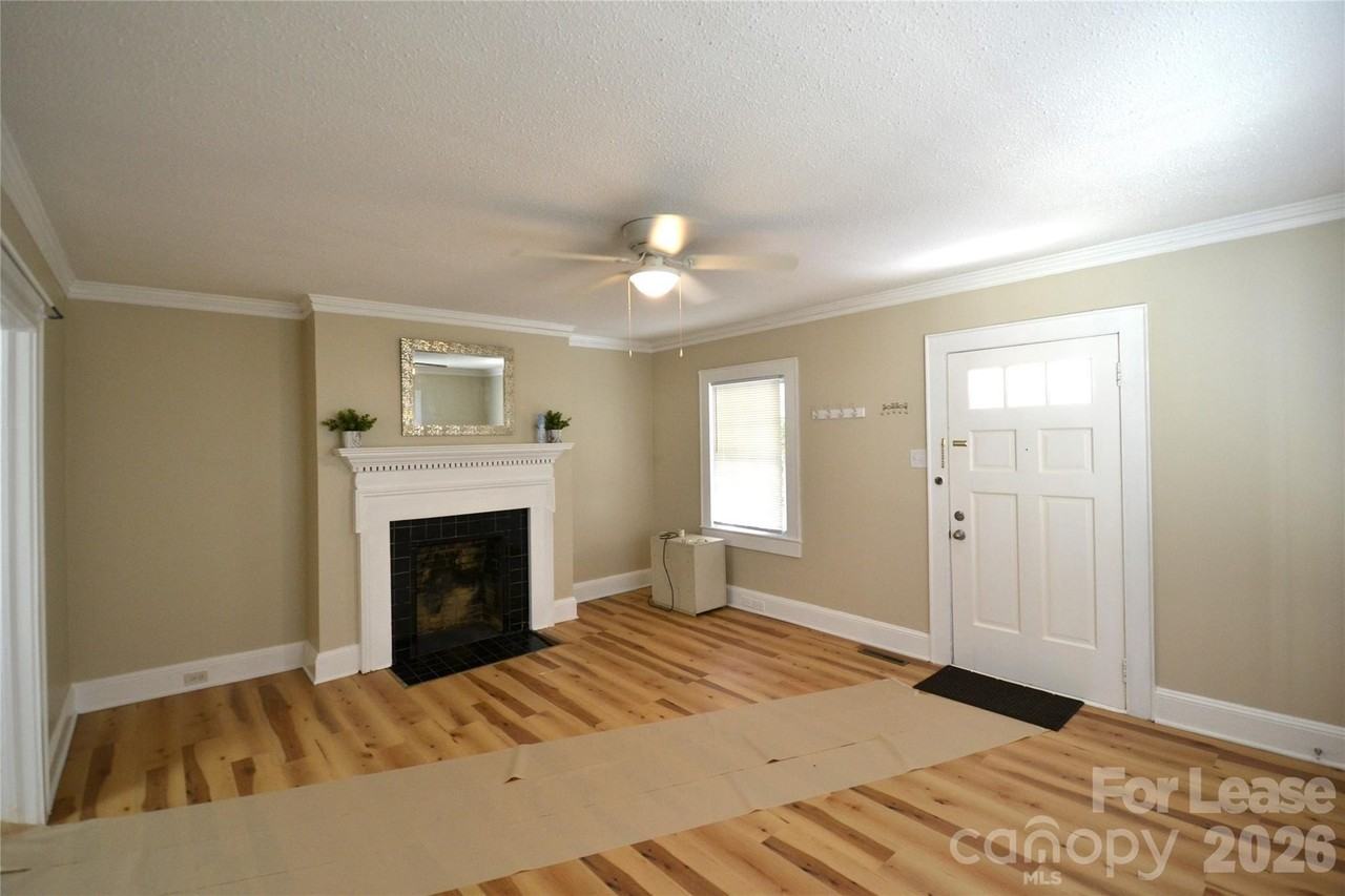 800 Arbor St Ne - Photo 3 of 22