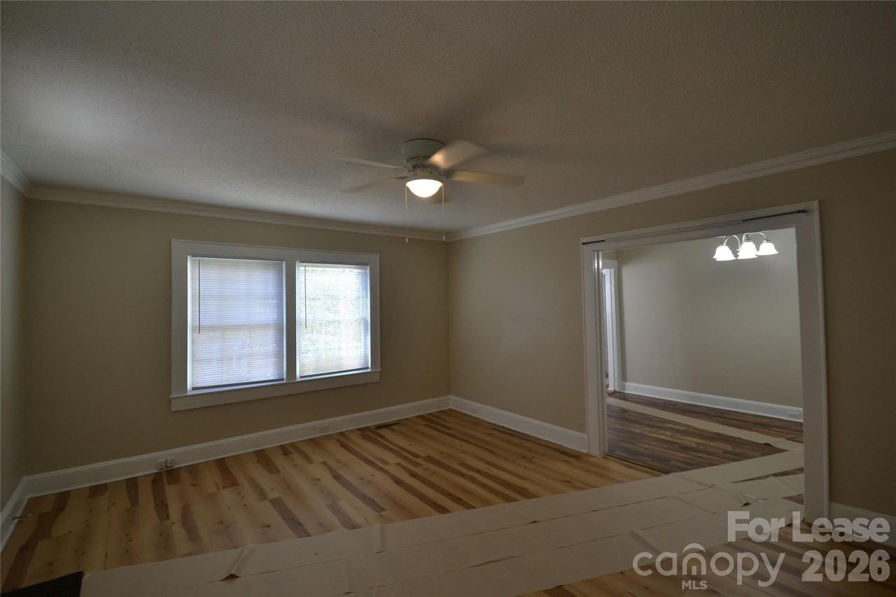 800 Arbor St Ne - Photo 5 of 22