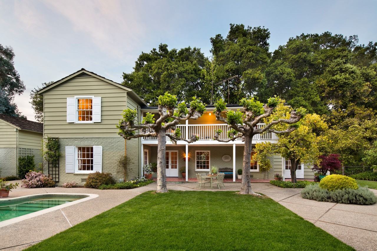 166 Almendral Ave - Photo 2 of 10