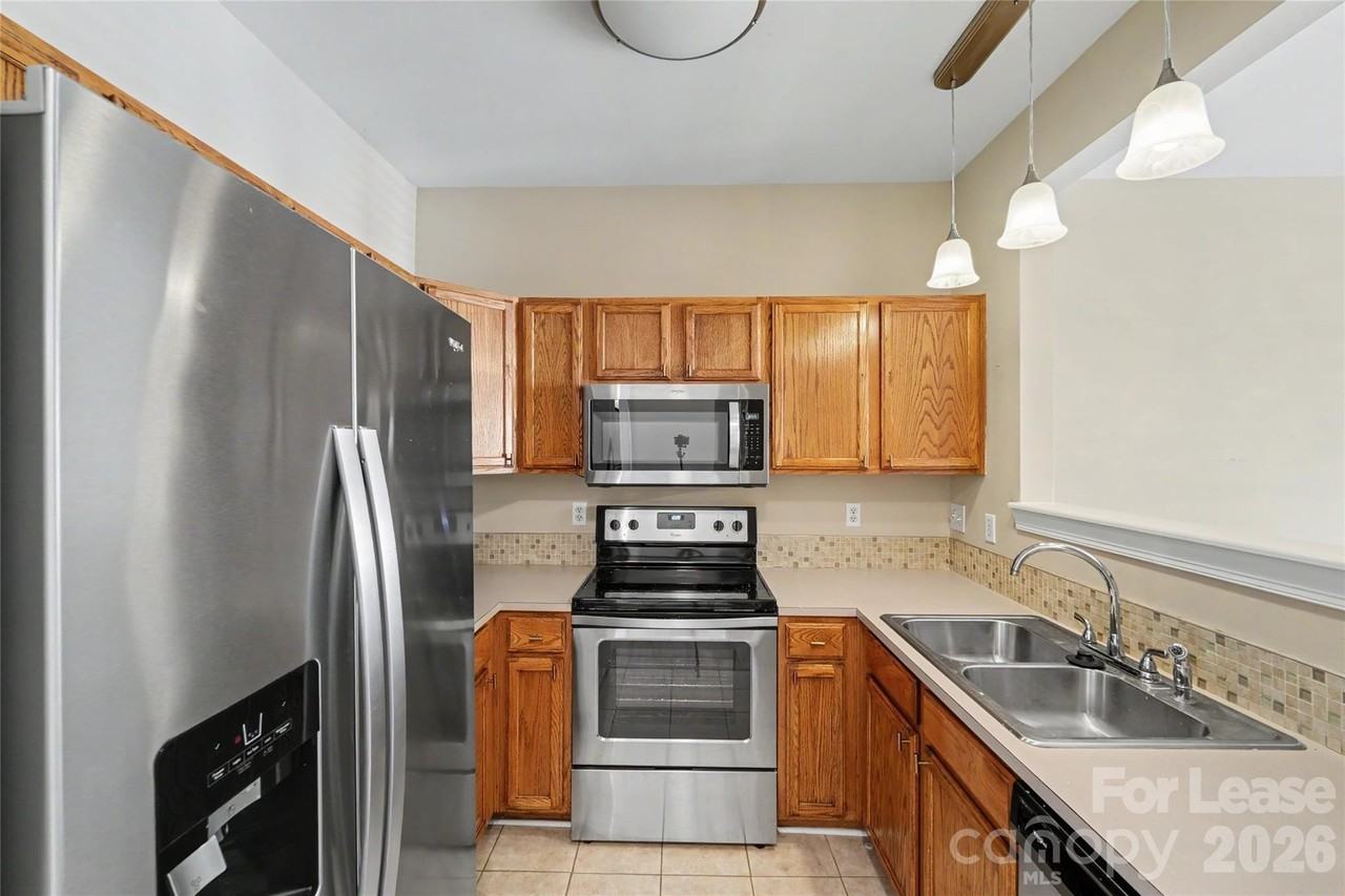 6424 Royal Celadon Way - Photo 3 of 29