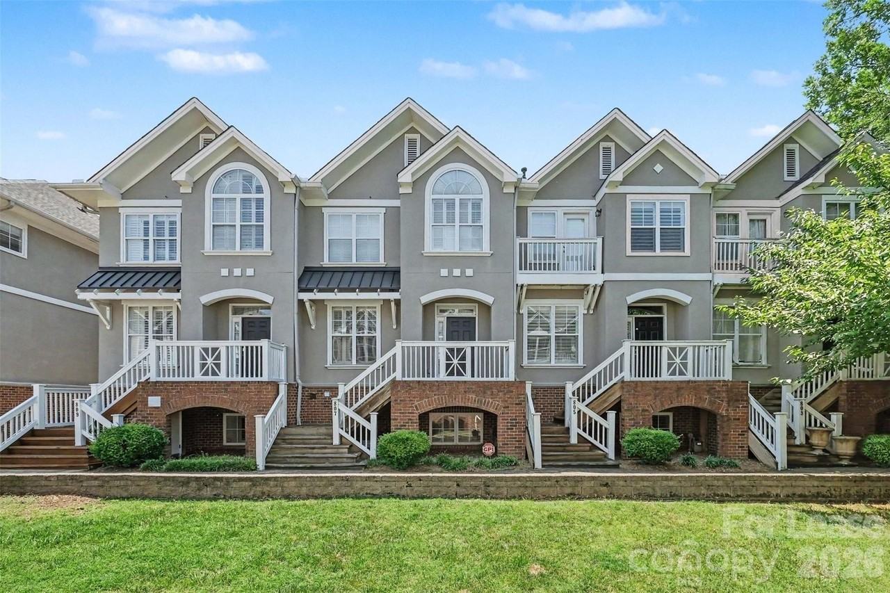 807 Clarkson Mill Ct - Photo 2 of 17