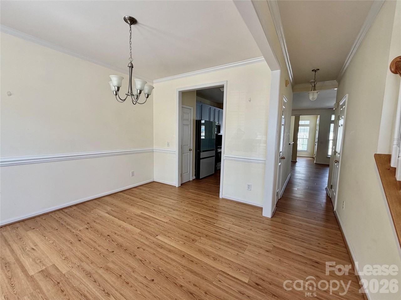 255 Horizon Cir - Photo 4 of 28