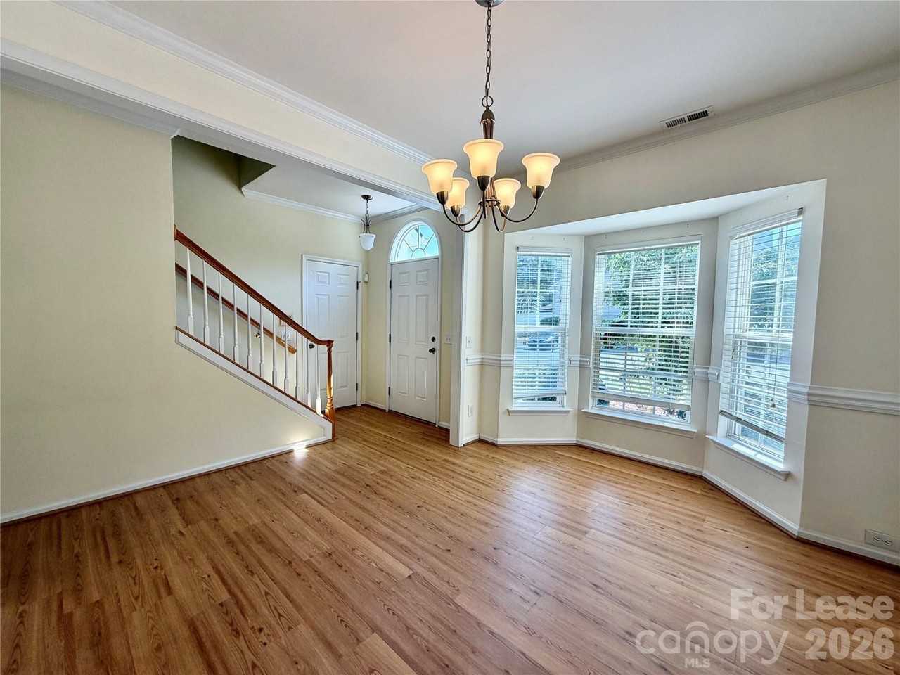 255 Horizon Cir - Photo 5 of 28