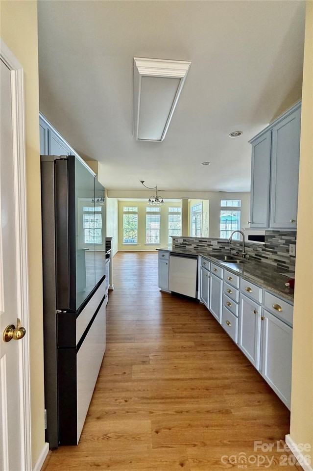 255 Horizon Cir - Photo 6 of 28