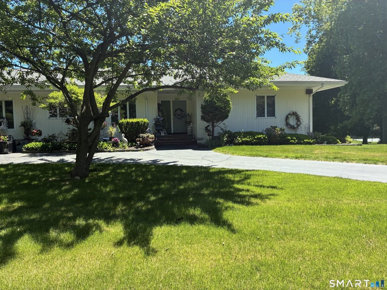 10 Heron Rd - Photo 2 of 27