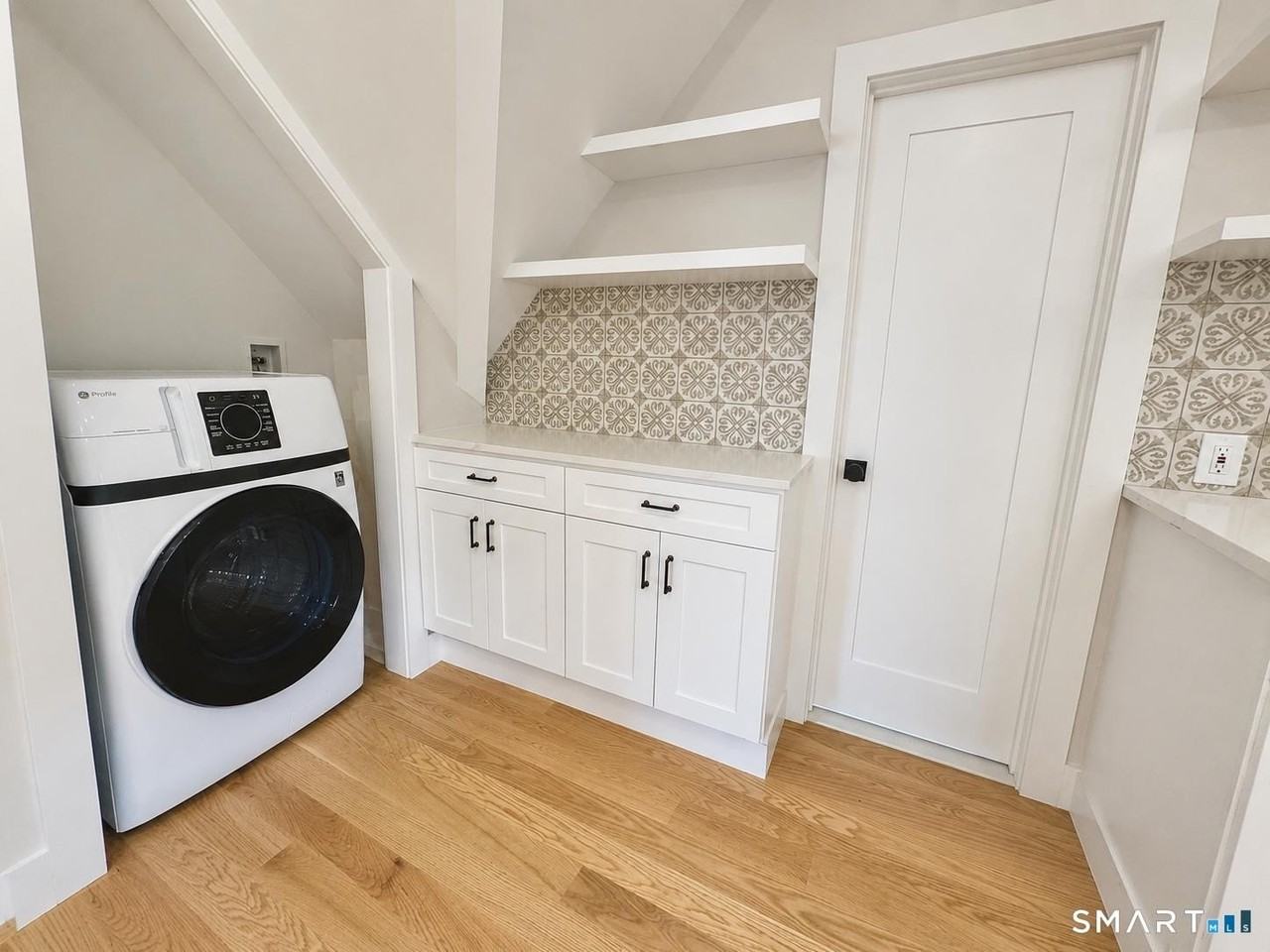 25 Quintard Ave #B - Photo 6 of 13