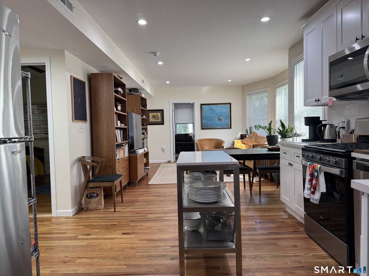 140 Foster St #1 - Photo 3 of 11