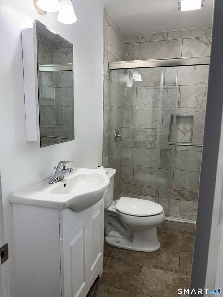 231 N Main St - Photo 6 of 14