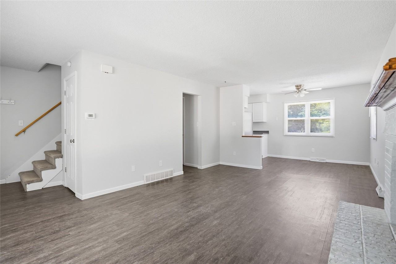 1224 Nw 92nd St - Photo 6 of 30