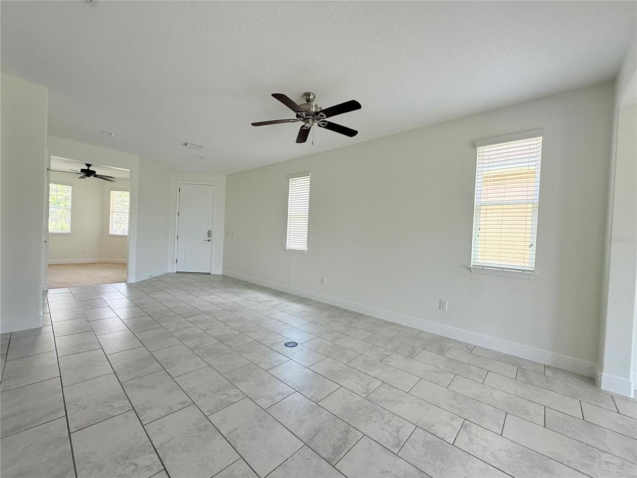 5057 Nw 35th Pl - Photo 3 of 25