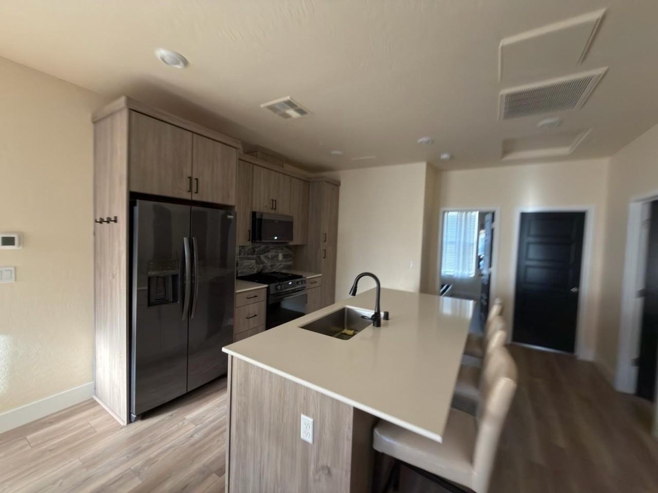 2826 E Teaberry Dr - Photo 6 of 10