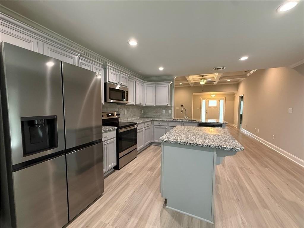 231 Creek Ridge Dr - Photo 2 of 19