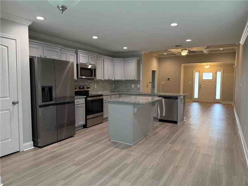 231 Creek Ridge Dr - Photo 3 of 19