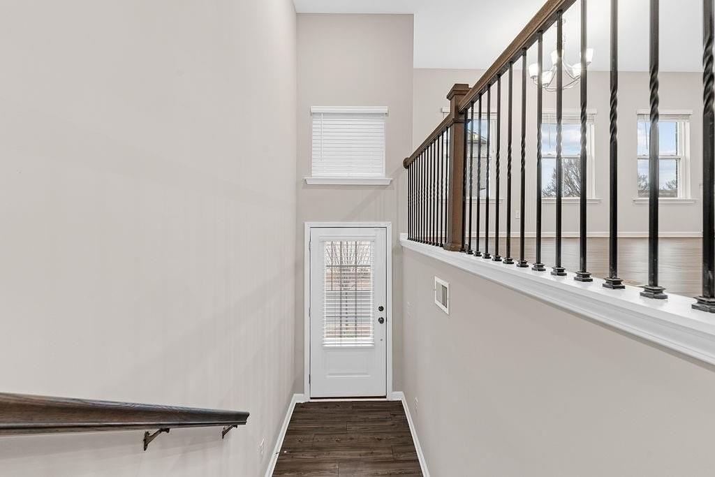 2247 Pink Hawthorn Dr - Photo 5 of 50