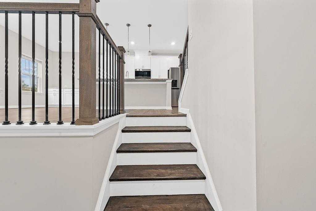 2247 Pink Hawthorn Dr - Photo 6 of 50