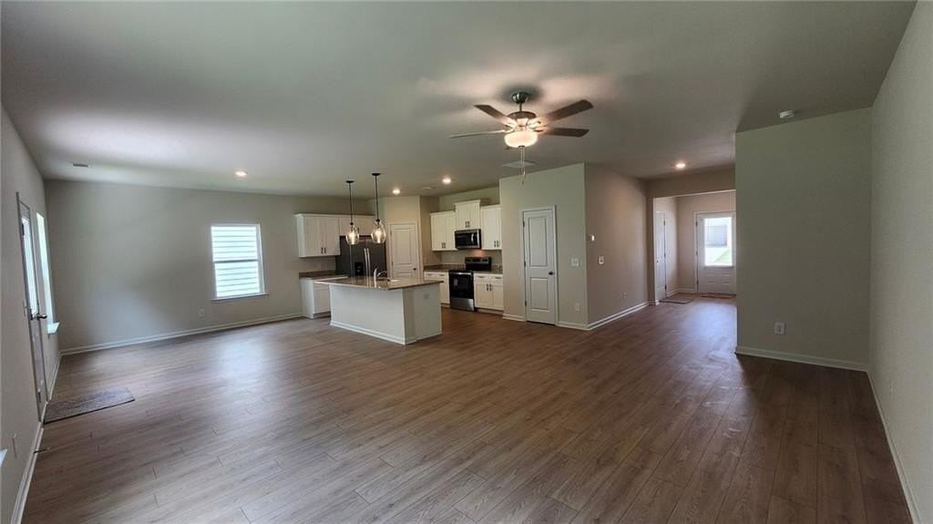655 Mackenzie Cv - Photo 5 of 16