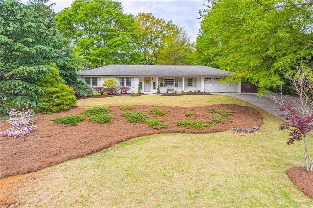 250 Wavetree Dr - Photo 2 of 36