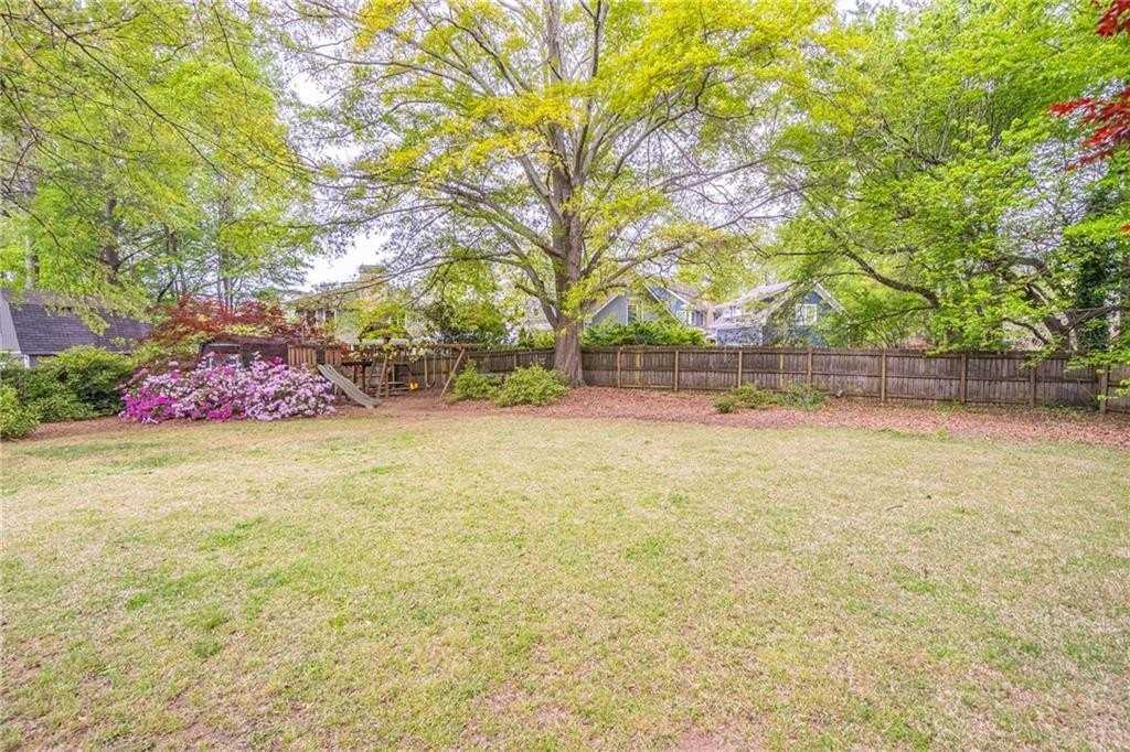 250 Wavetree Dr - Photo 7 of 36
