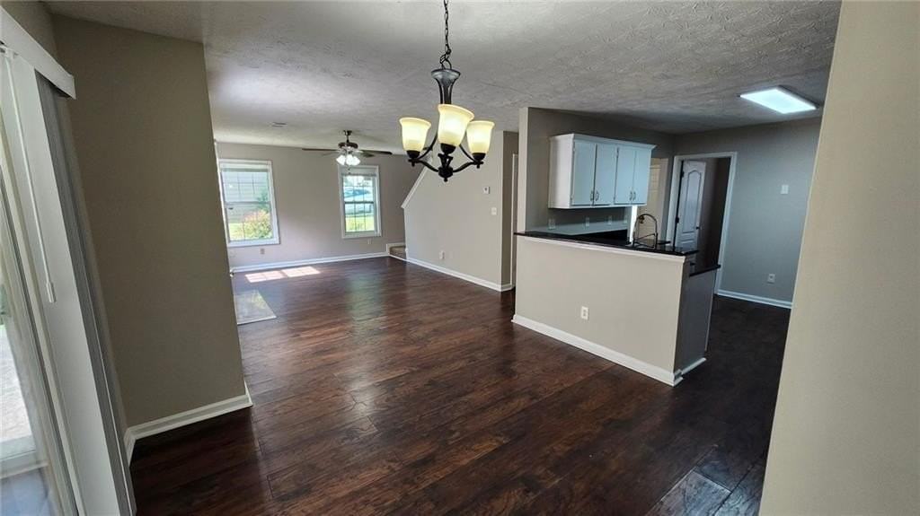 3049 Winding Grove Dr - Photo 4 of 19