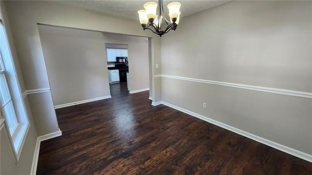 3049 Winding Grove Dr - Photo 5 of 19
